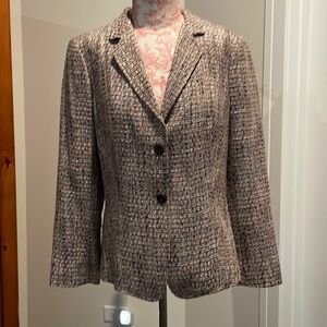 Women’s size 8 tweed blazer by Santarelli
